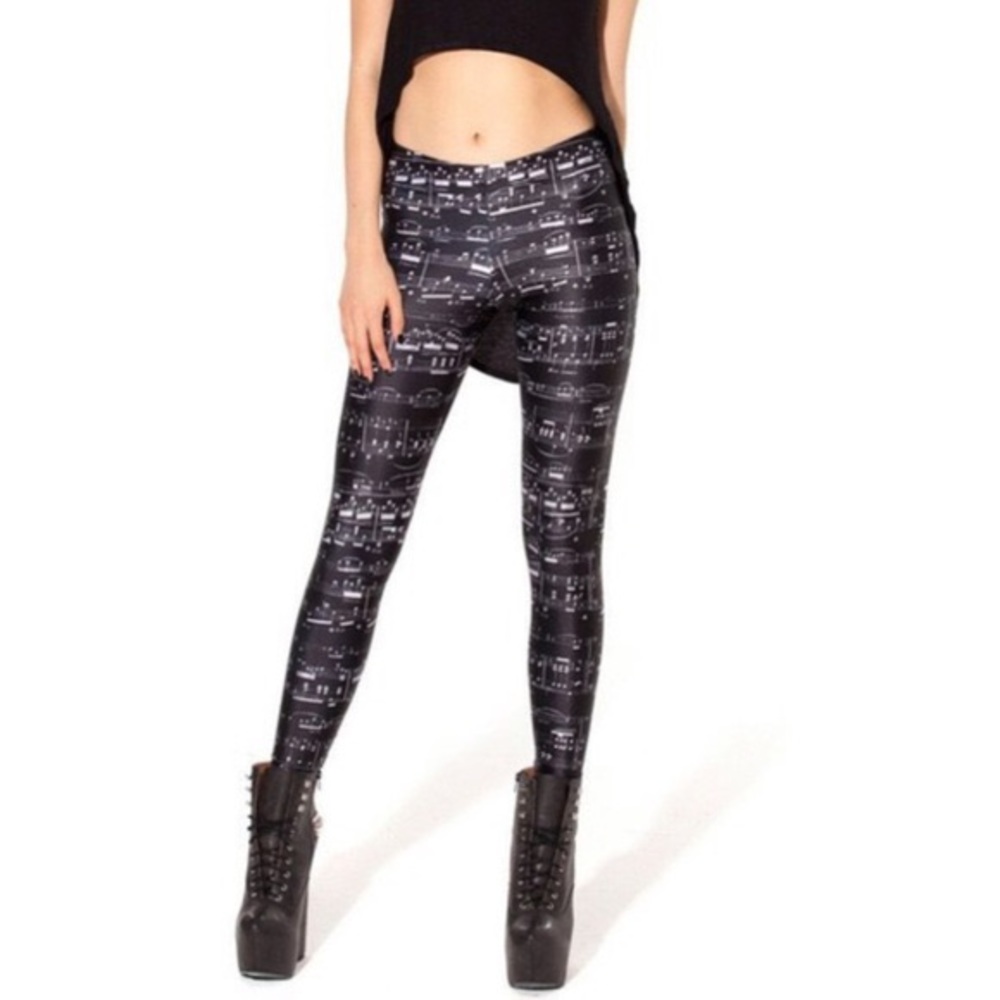 Blackmilk Chopin Music Note Leggings in size XL